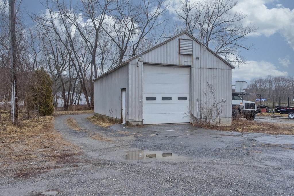 61 Pleasant St - Photo 1