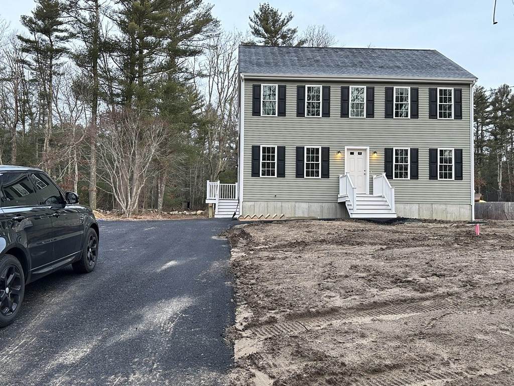 109 Spruce - Photo 1