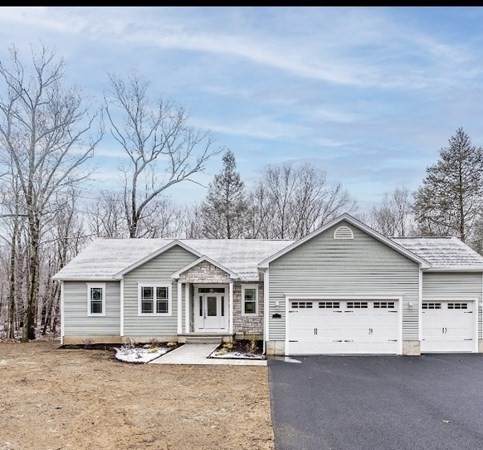 1 Squire Drive - Photo 1