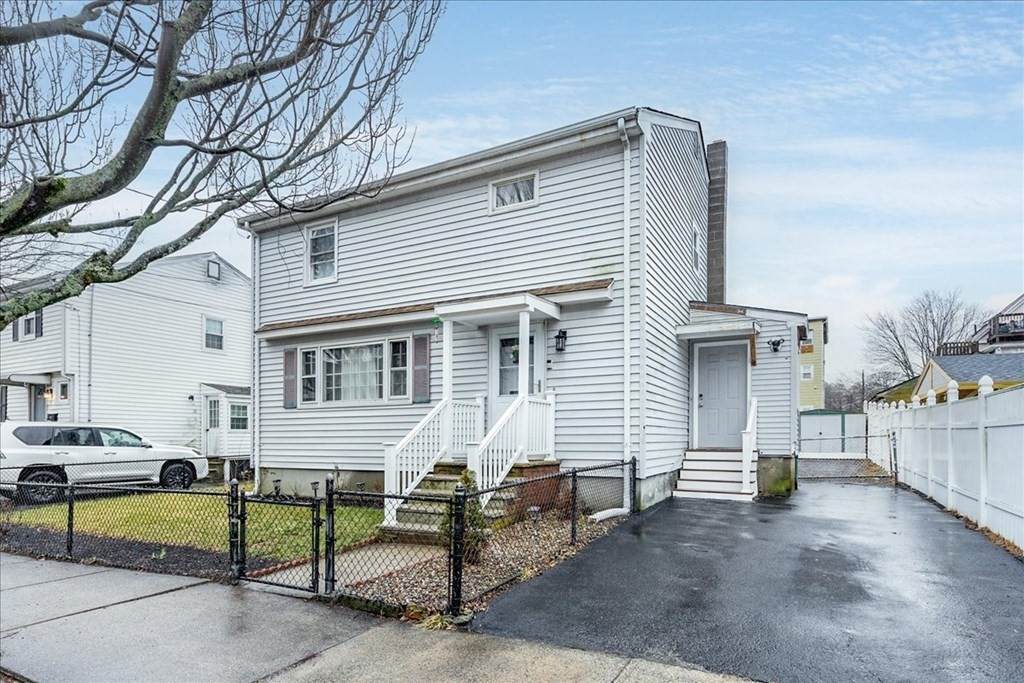 35 Clovelly St - Photo 1
