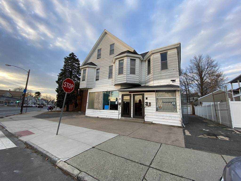 2-4 Johnson St - Photo 1