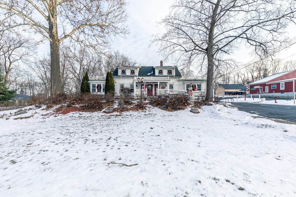 141 Main St - Photo 1