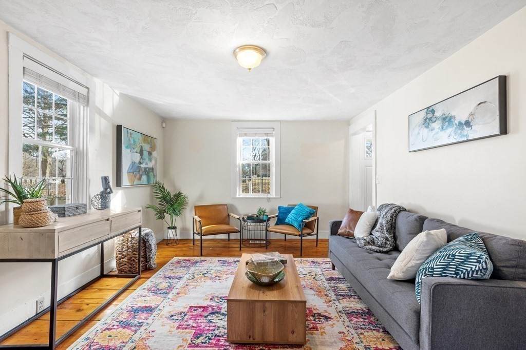 55 Paine St - Photo 1