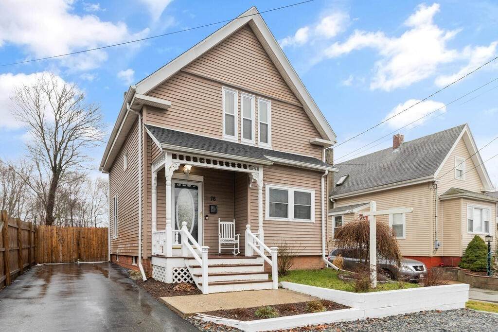 76 W Water St - Photo 1