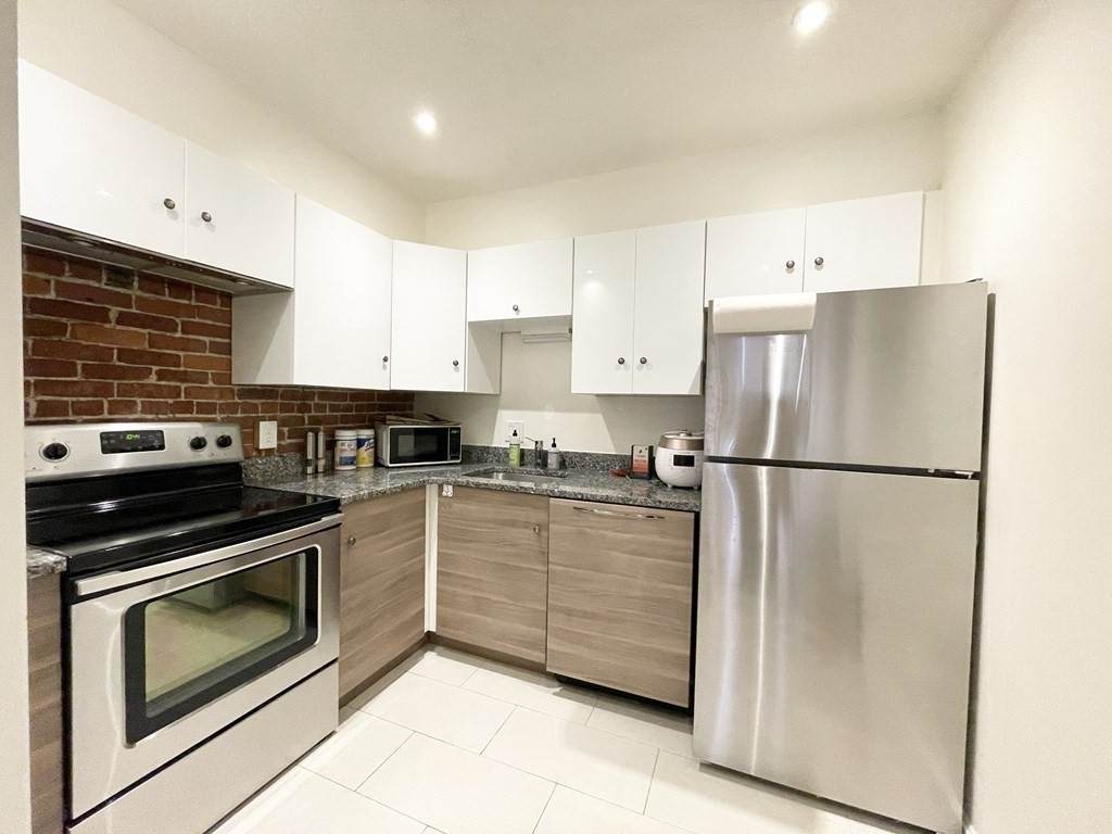 73 Gainsborough - Photo 1