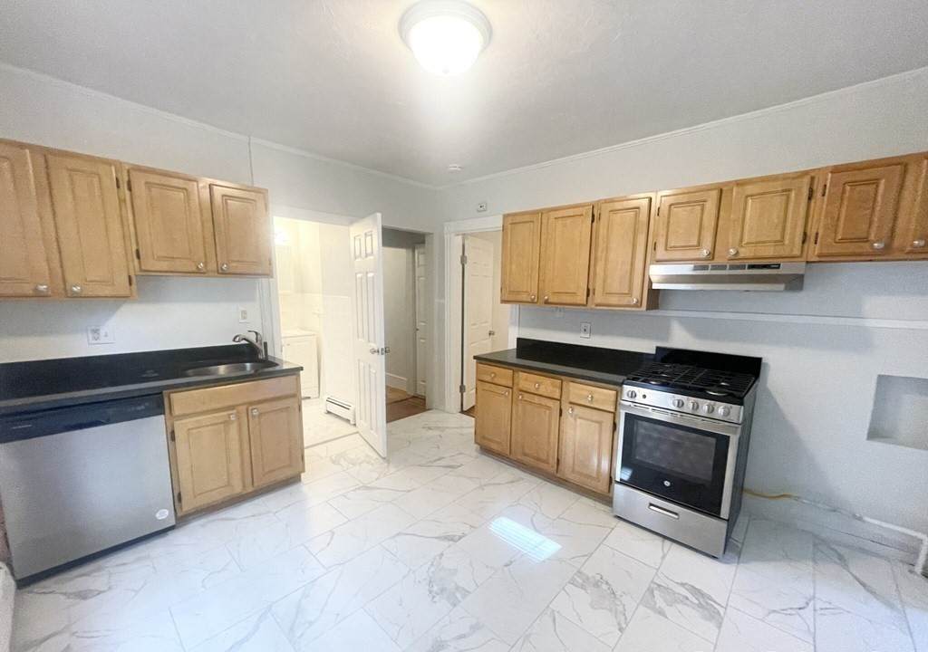 22 Howell Street - Photo 1