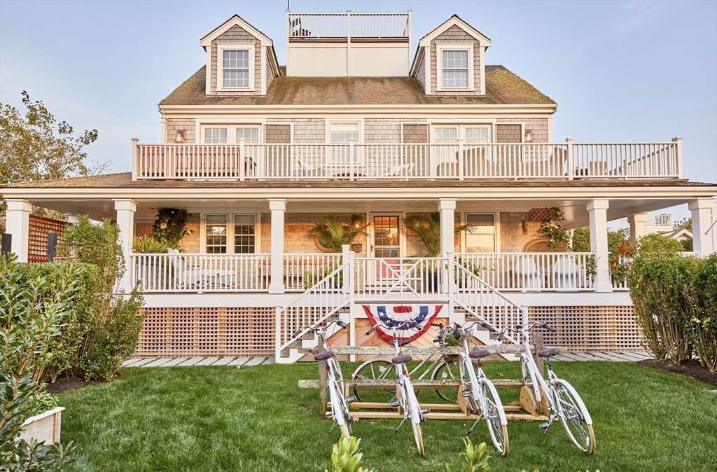 66 Hulbert Avenue - Photo 1