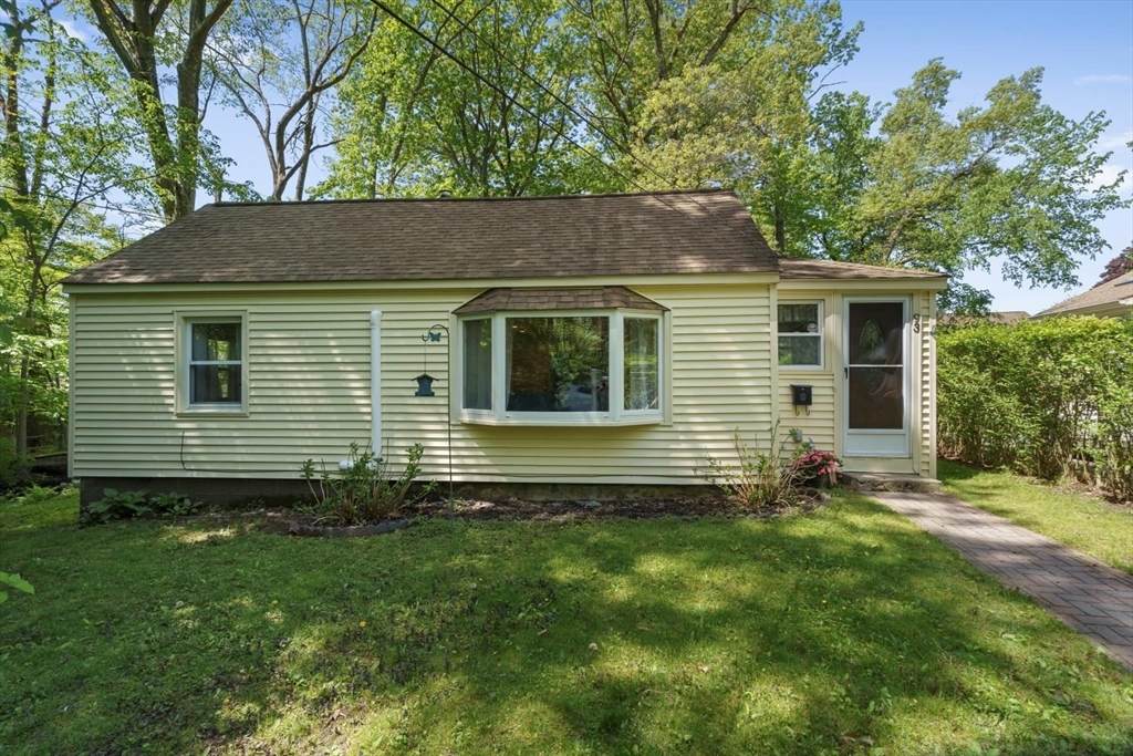 93 Chicopee St - Photo 1