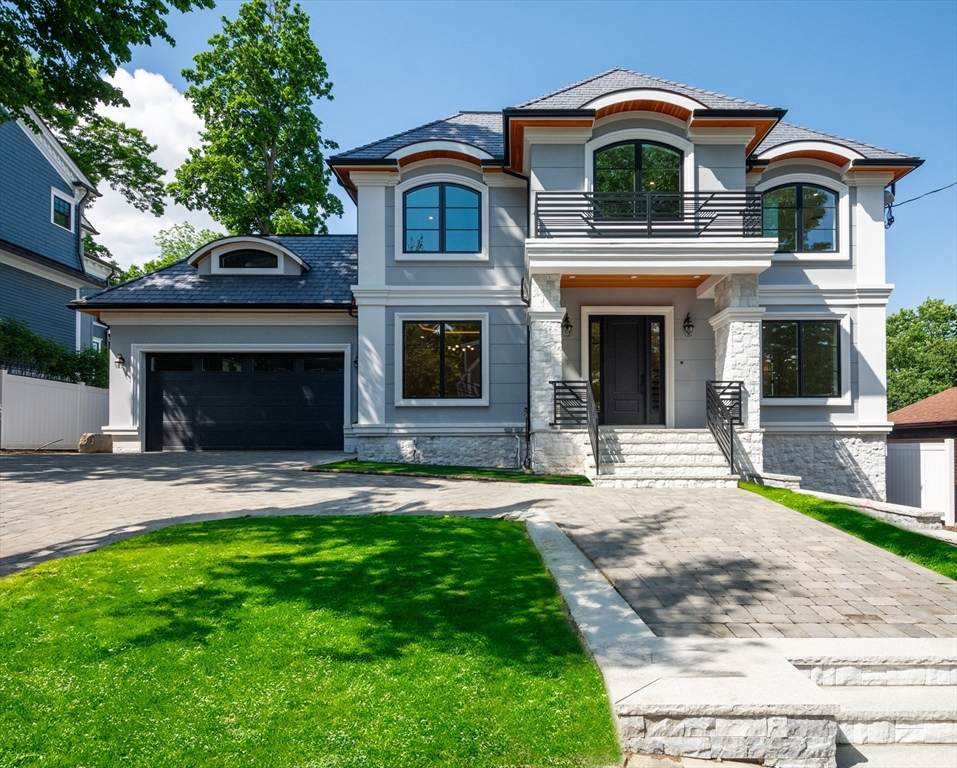 81 Summit Avenue - Photo 1