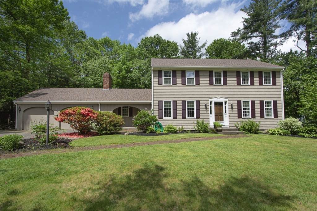 27 Camp St - Photo 1