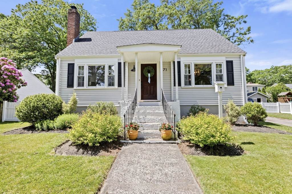 71 Winthrop Ave - Photo 1