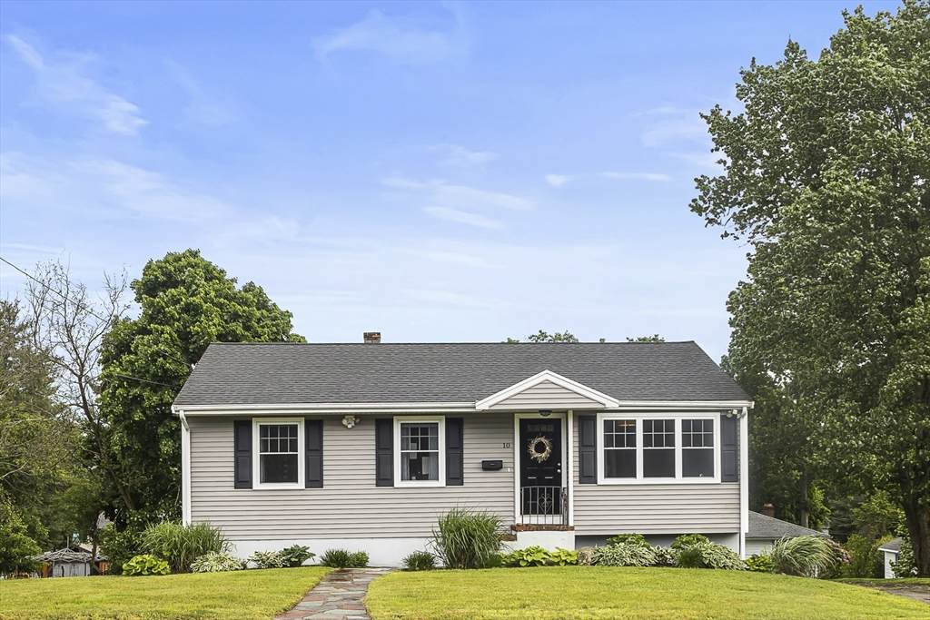 10 Isabel Circle - Photo 1