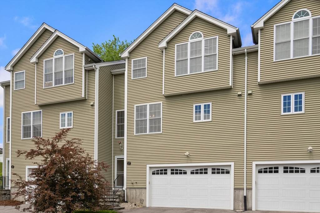 17 Dunia Ln - Photo 1