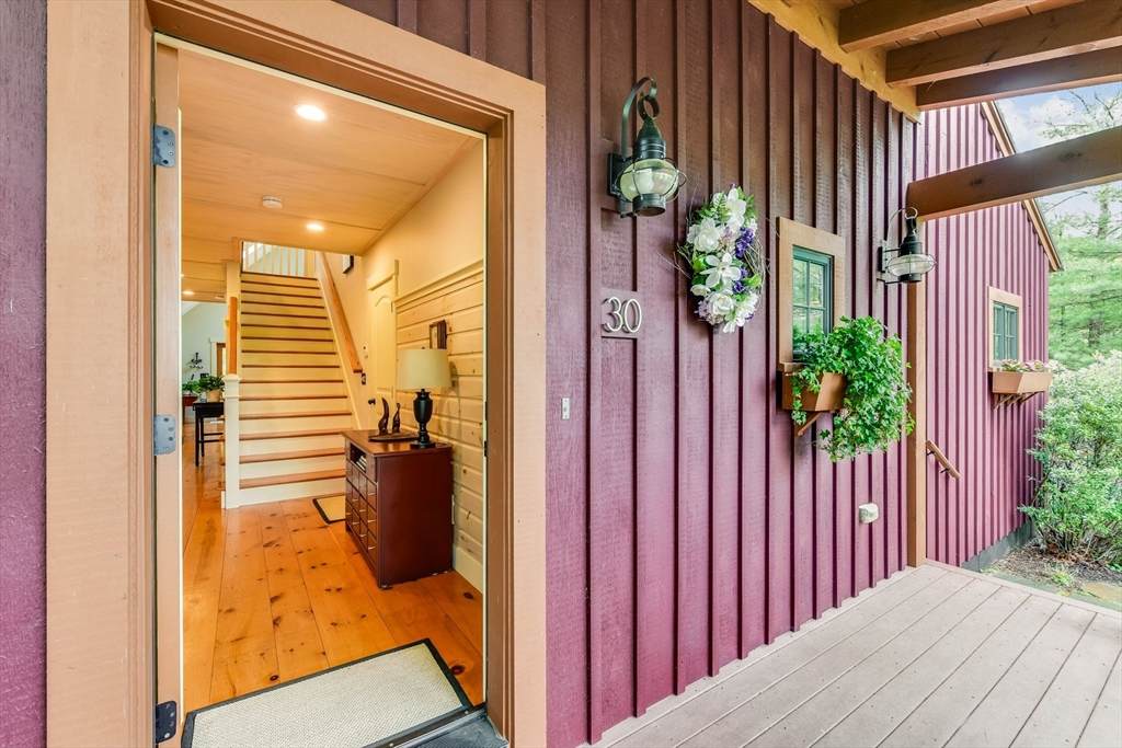 30 Hickorywood - Photo 1