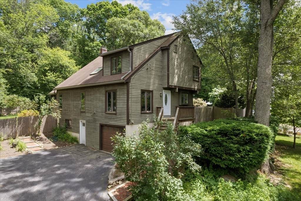 20 Pennacook St - Photo 1