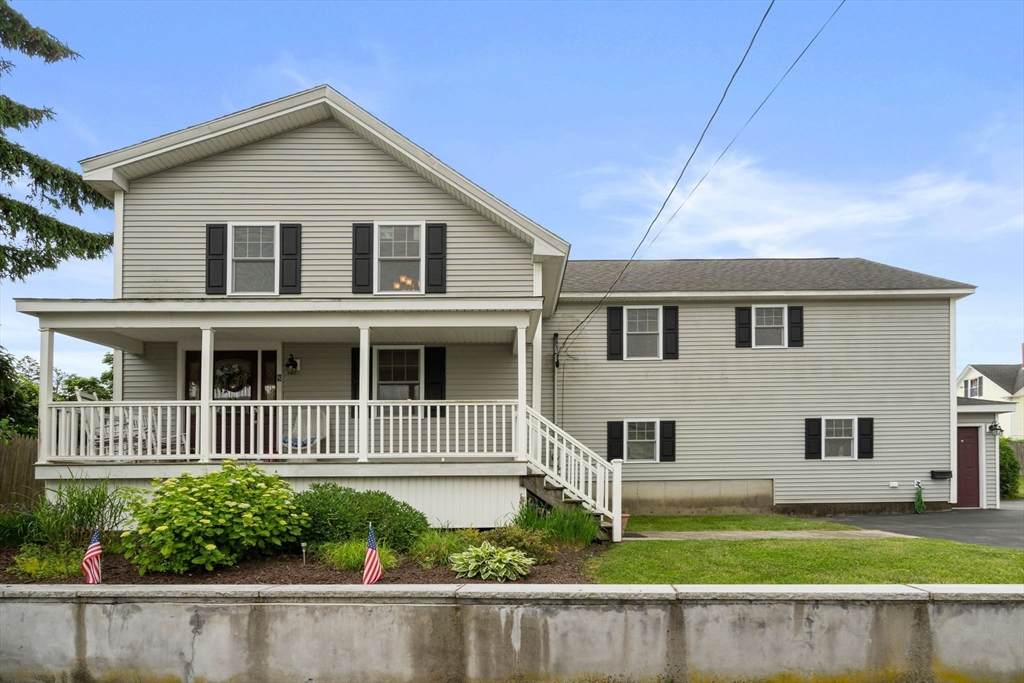 8 Barnum St - Photo 1