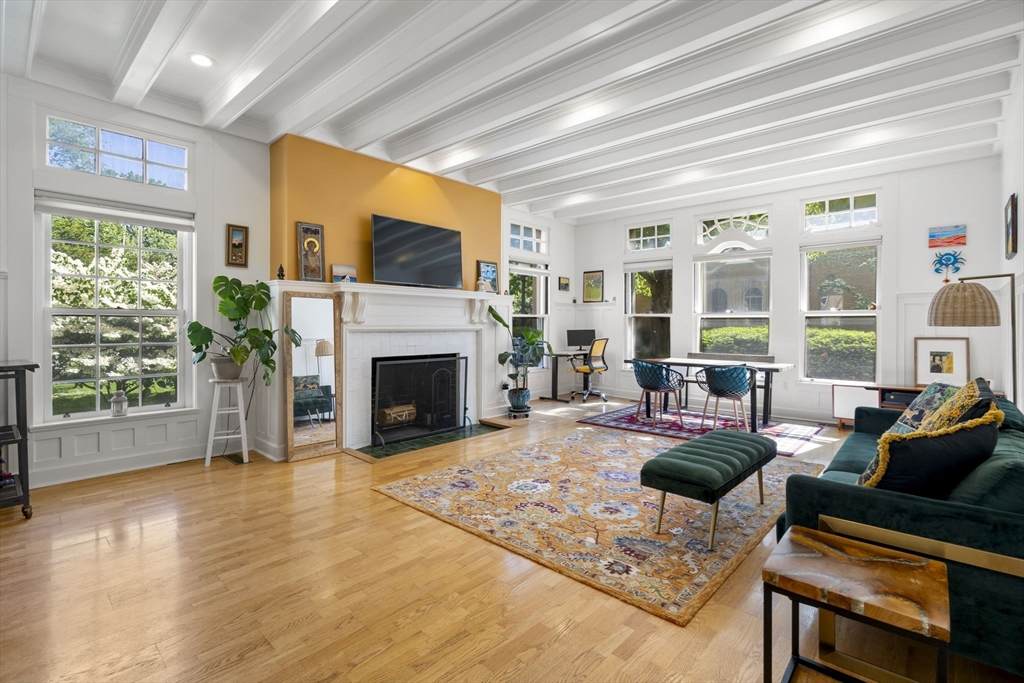 65 Glen Rd - Photo 1