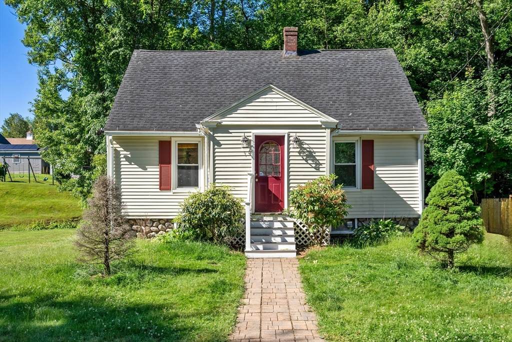 9 Brook Rd - Photo 1