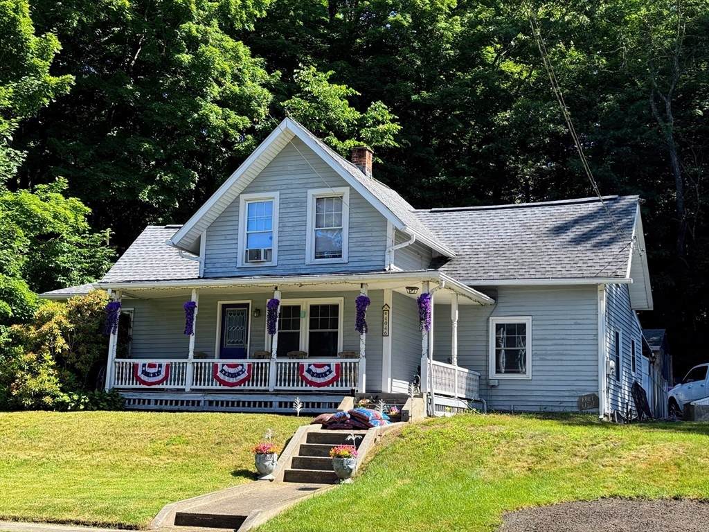 4046 Pleasant St - Photo 1