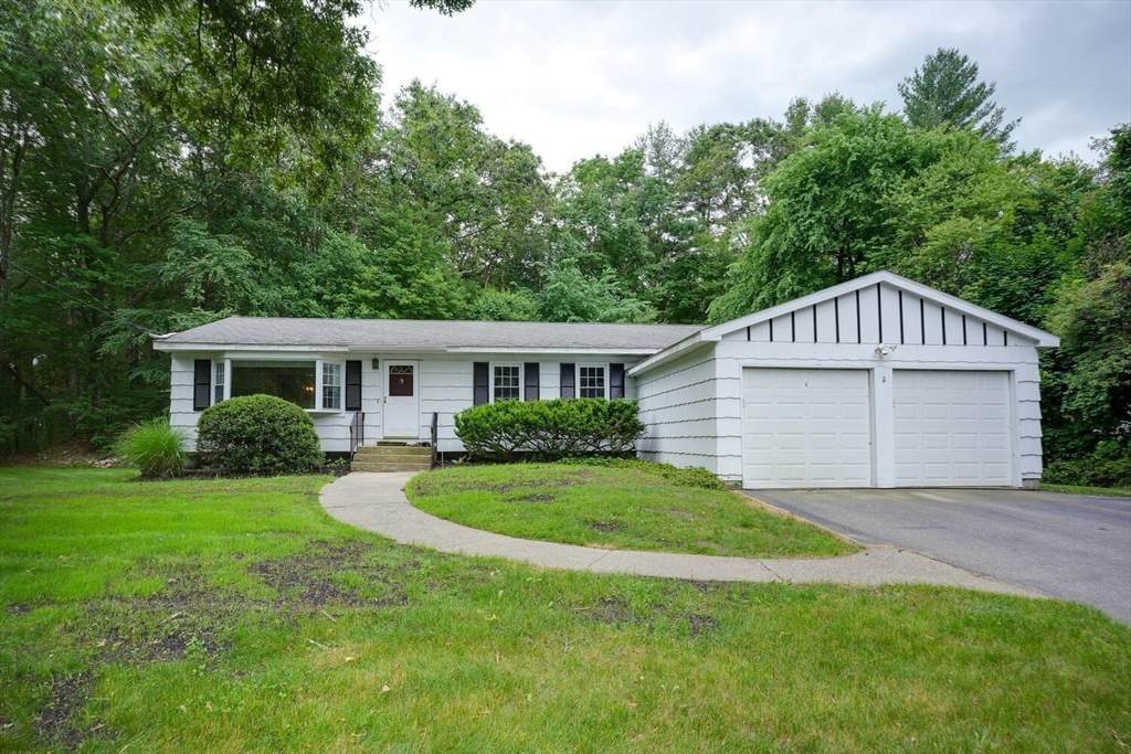 11 Dixon Circle - Photo 1