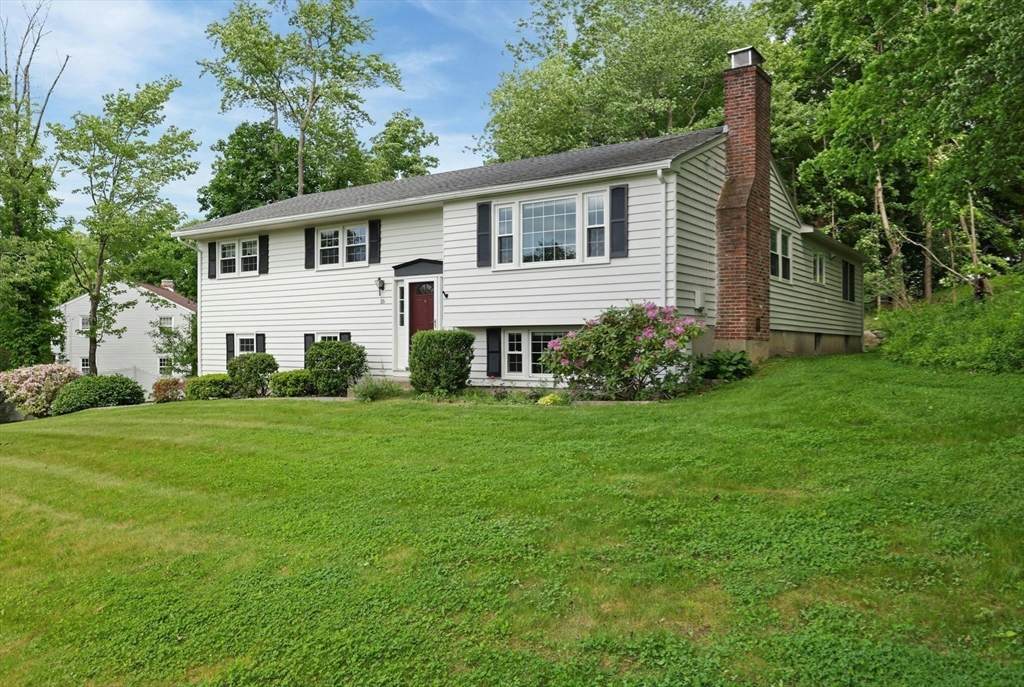 16 Faulkner Hill Rd - Photo 1