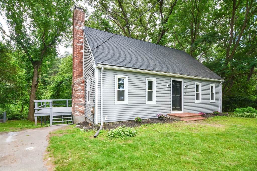 72 Fuller St - Photo 1