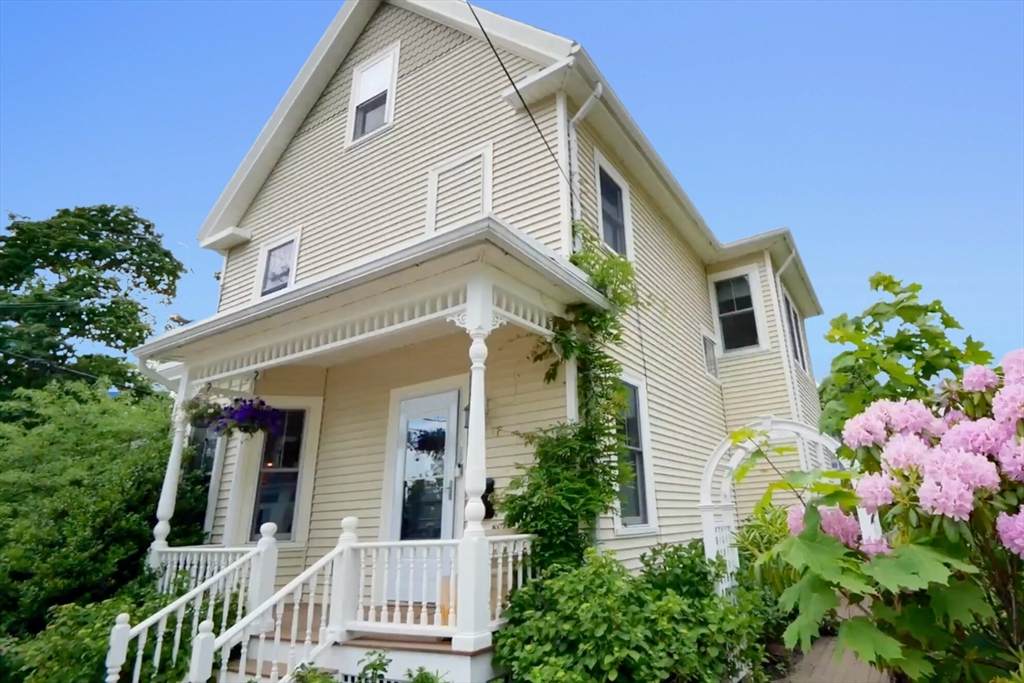 30 Arlington St - Photo 1