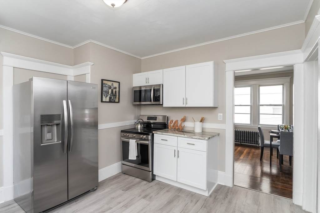 1150 Page Blvd - Photo 1