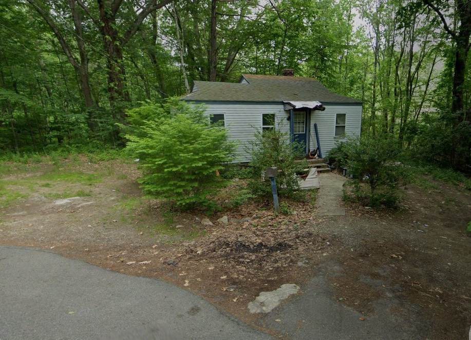 47 Howard Terrace - Photo 1