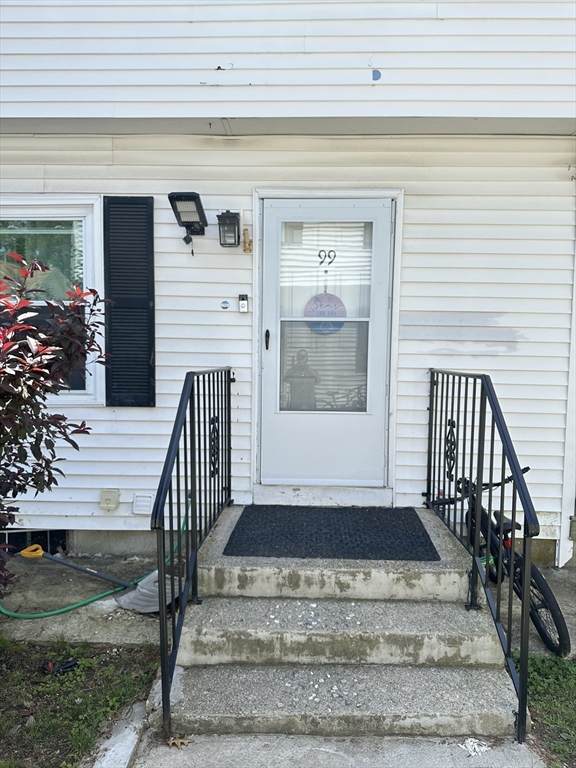 99 Beacon Ave - Photo 1