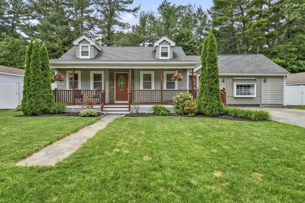 8 Knollwood Rd - Photo 1