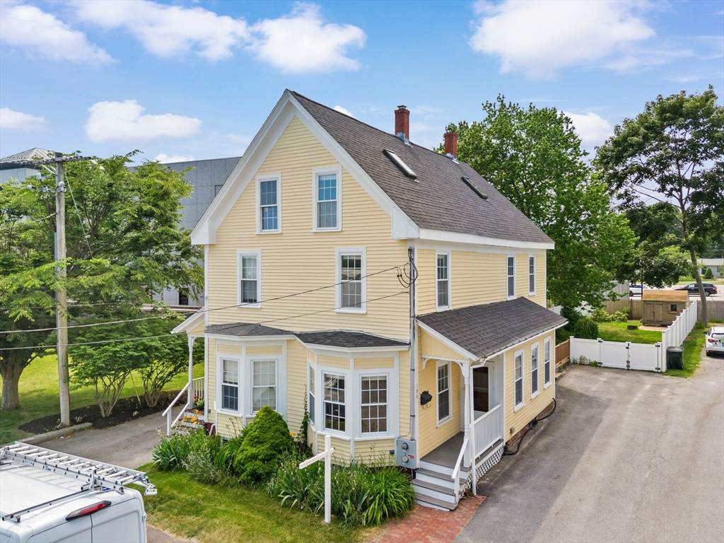 184 State St - Photo 1