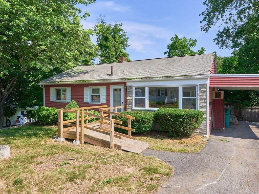 99 Clearview Ave - Photo 1