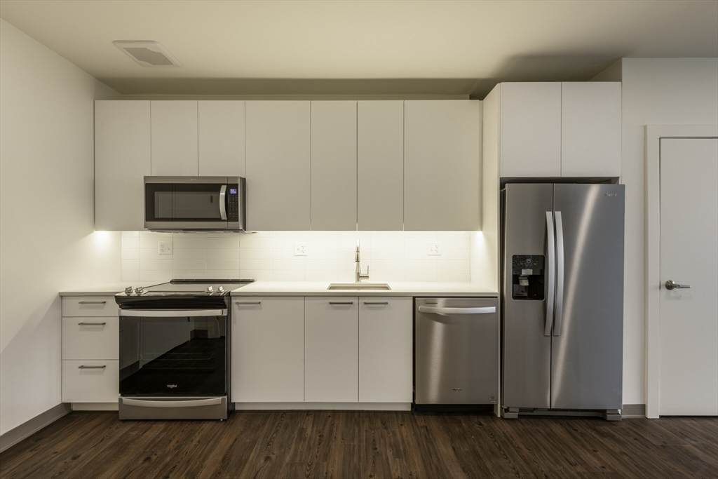 166 Main St - Photo 1