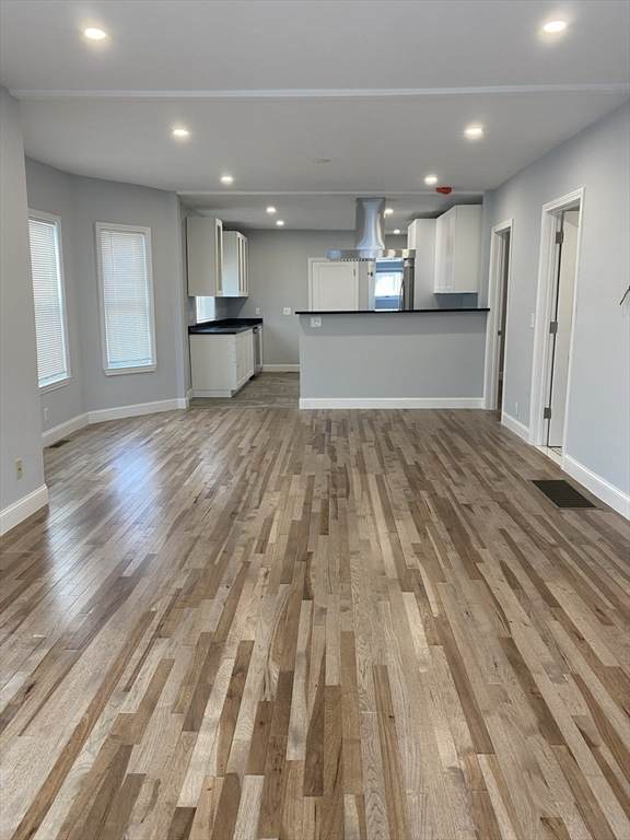 13 Lexington St - Photo 1