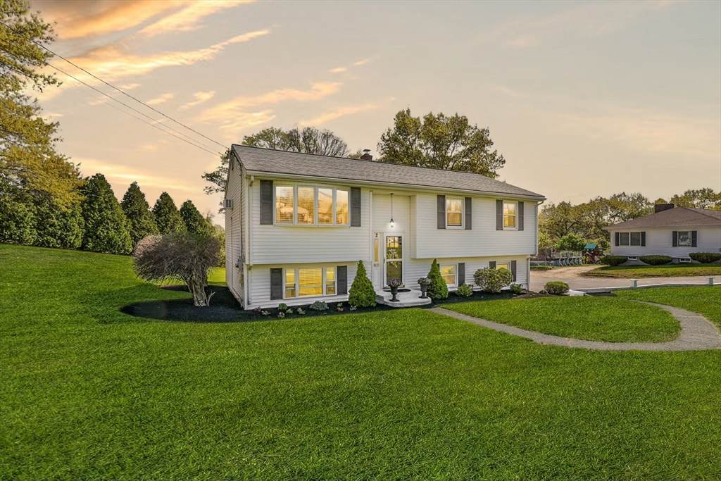 2 Columbus Ave - Photo 1
