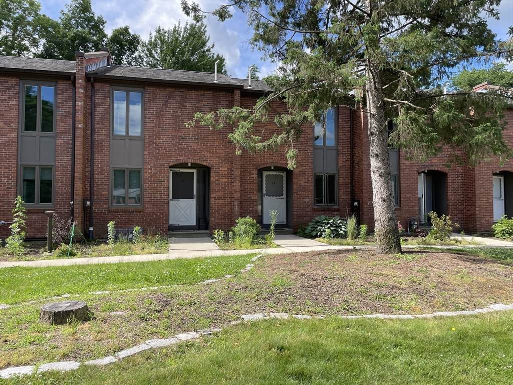 25 Bedford Ct - Photo 1