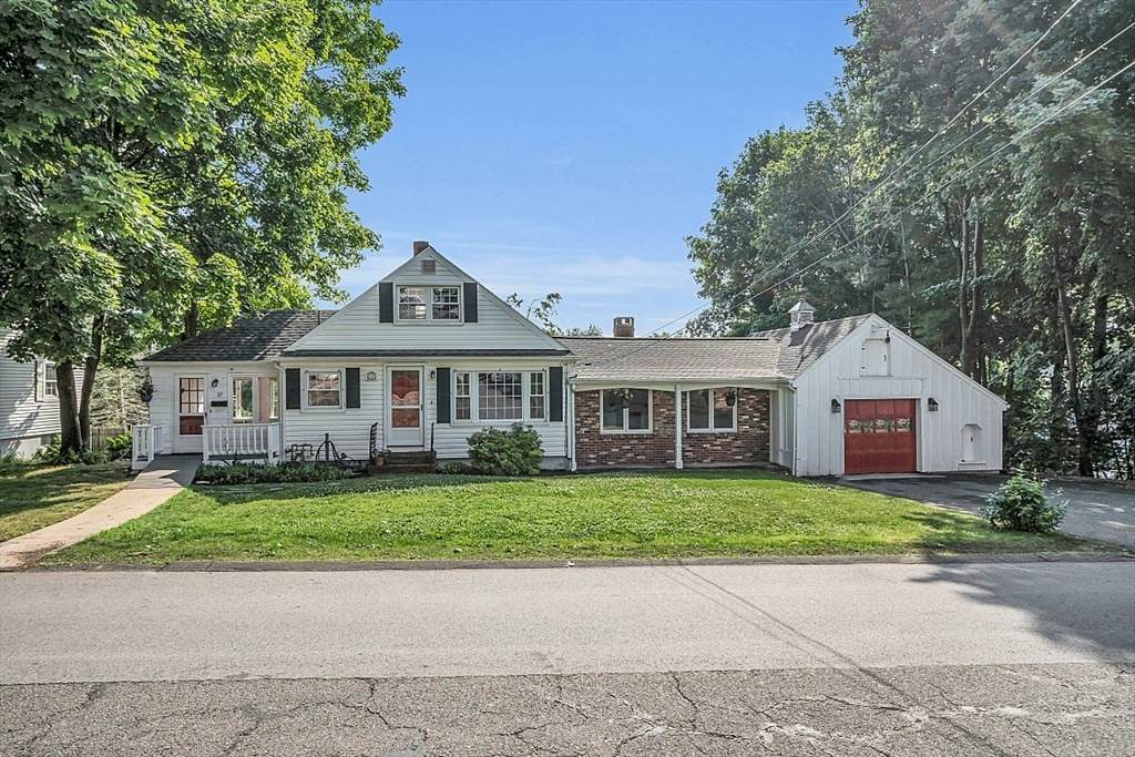 37 Wadsworth St - Photo 1