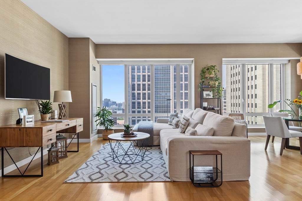 400 Stuart Street - Photo 1