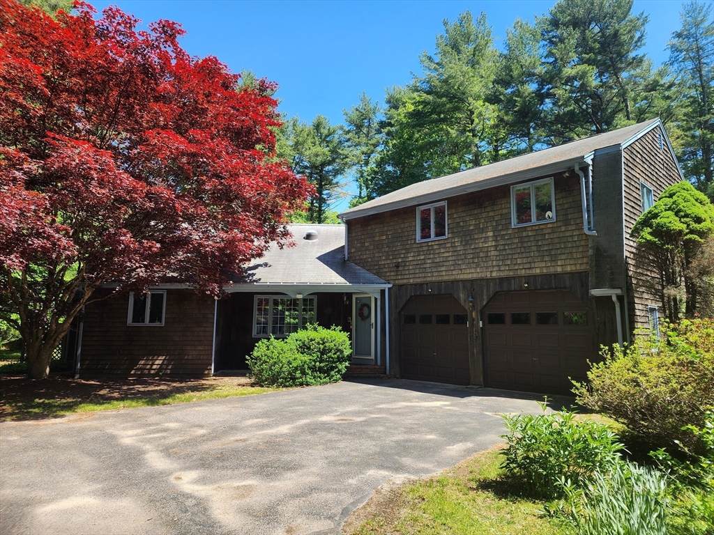 68 Center St - Photo 1