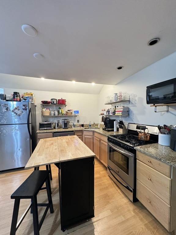 238 Silver St - Photo 1