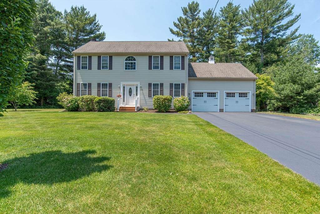 1750 Oak Grove Dr - Photo 1