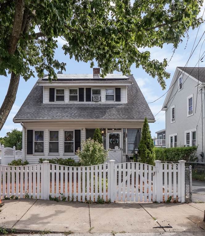 215 Sylvan St - Photo 1