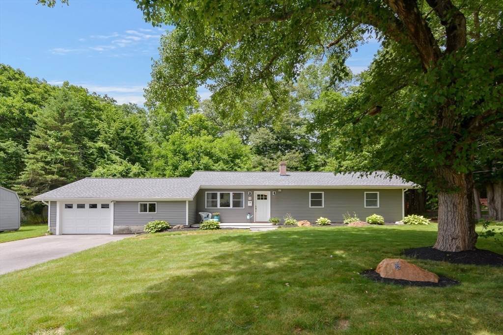 4 Malquinn Dr - Photo 1