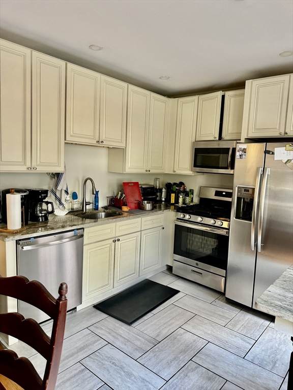 68 Thomas Park - Photo 1