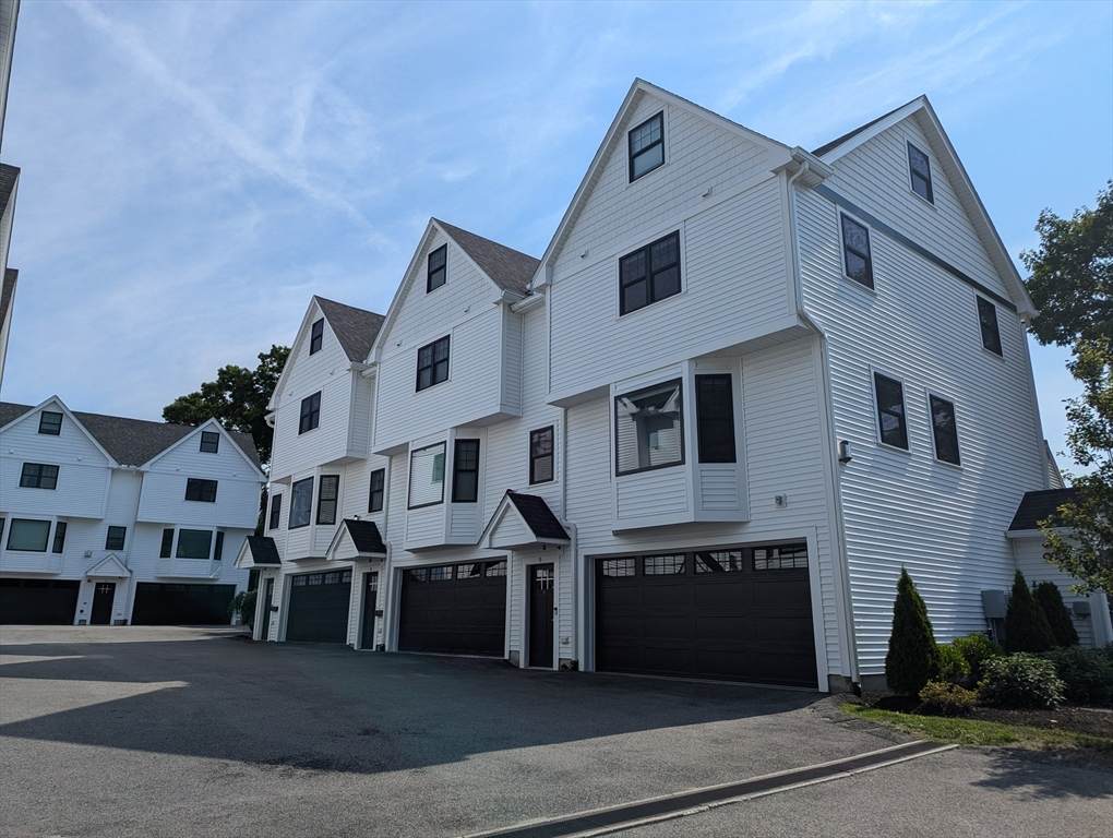 178 South St - Photo 1