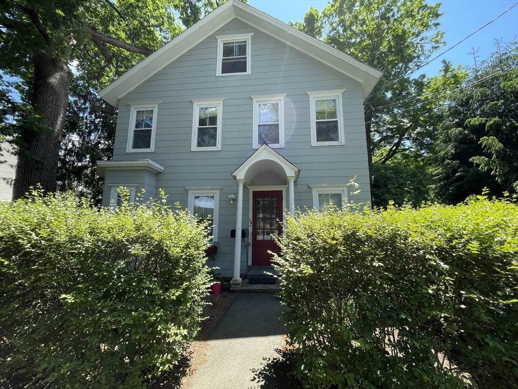 104 Pine St - Photo 1