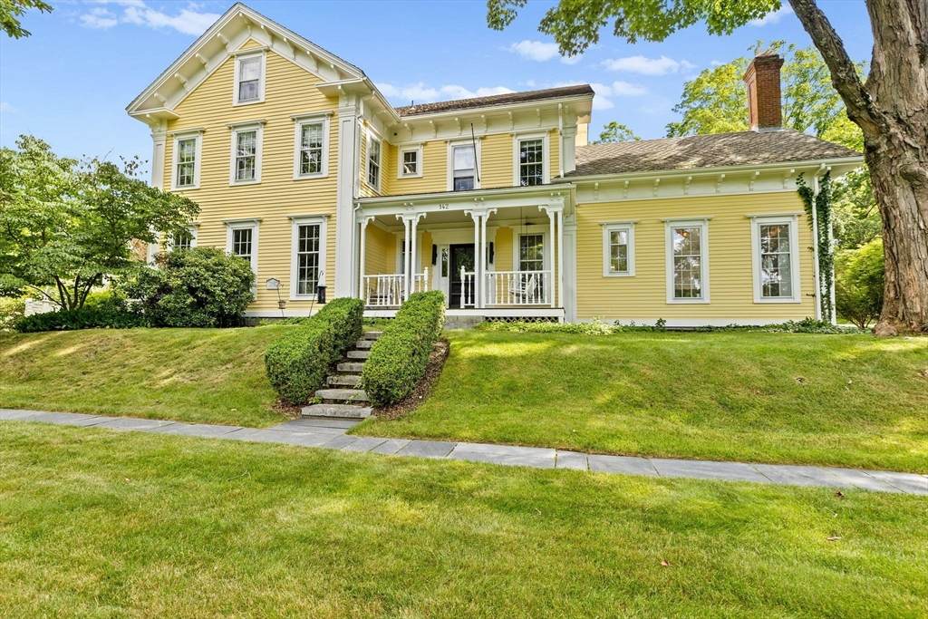 142 South Street - Photo 1