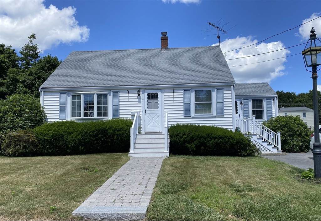 19 Roosevelt Rd - Photo 1