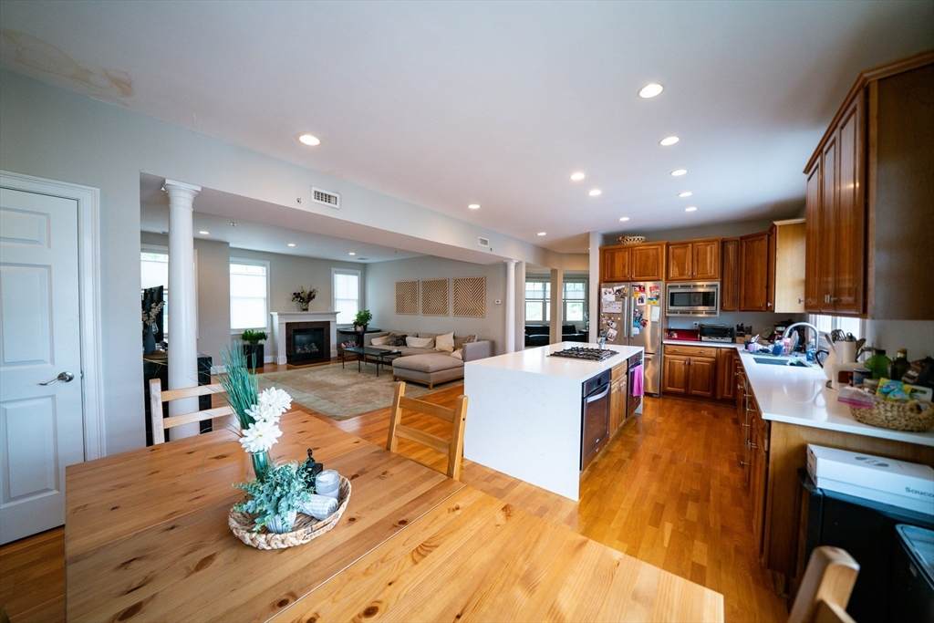 15 Dimick St - Photo 1